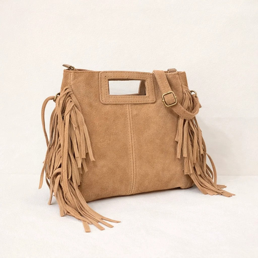 Bolso Córdoba de ante sintético con flecos en color camel